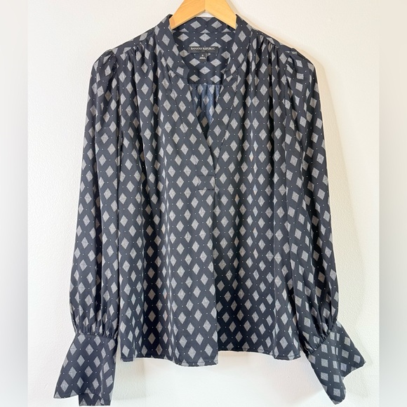 Banana Republic Volume Sleeve Geometric-Print Long-Sleeve Blouse Midnight Blue - Picture 3 of 10